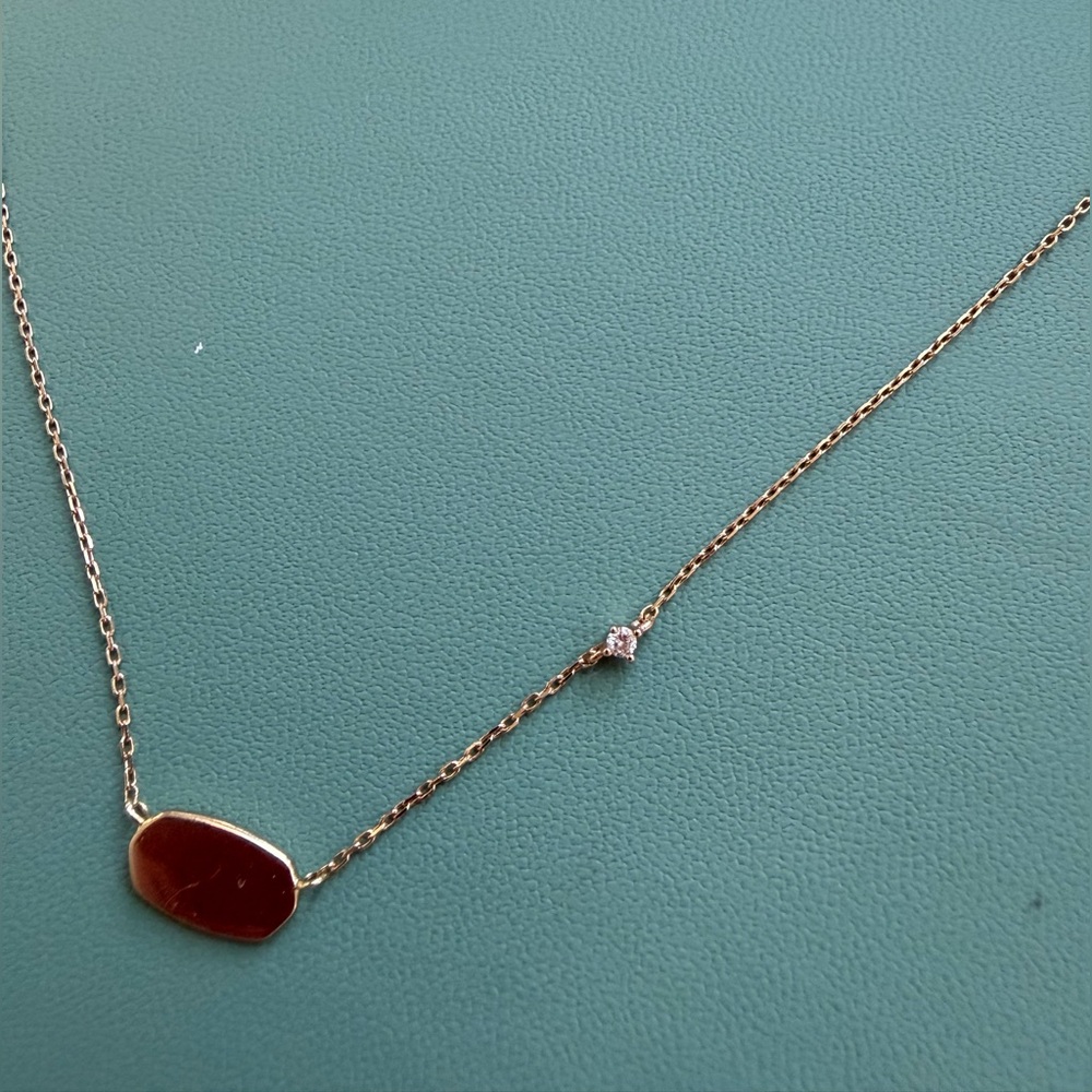 14k Yellow Gold Kendra Scott w/ white diamond